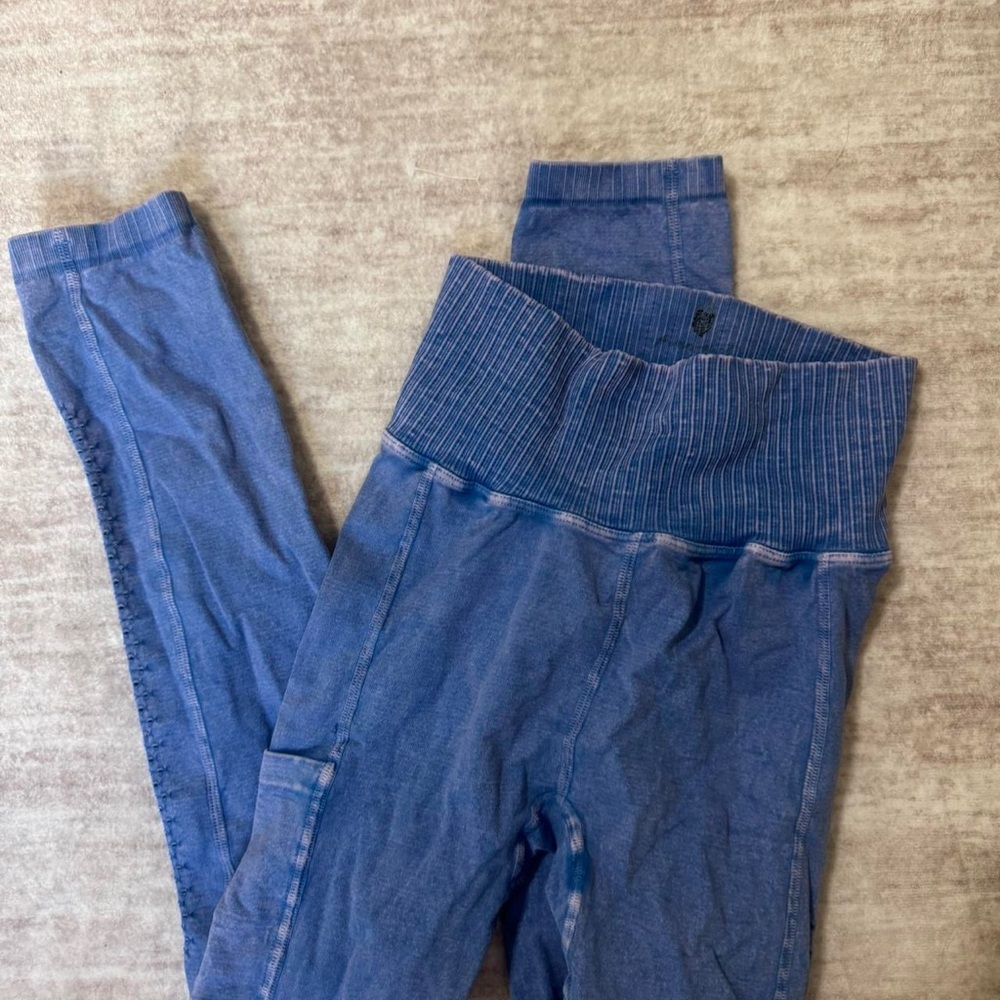 free people movement good karma pocket leggings size xs/s